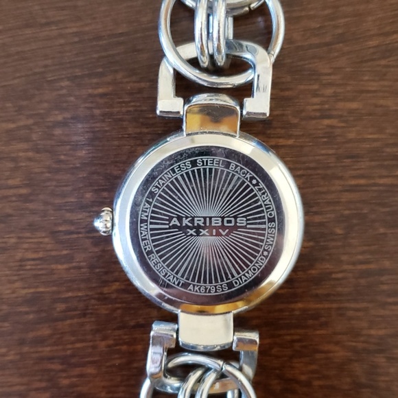 Akribos Watch - Picture 4 of 4
